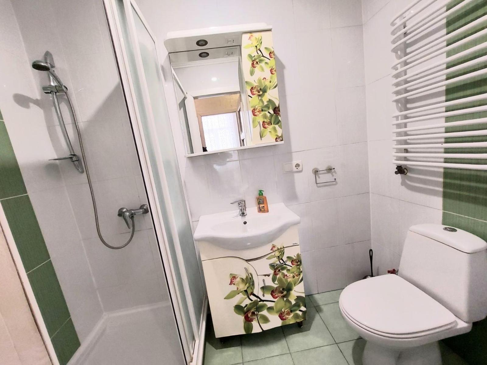 2 Rooms Central Anna Apartment リヴィウ エクステリア 写真